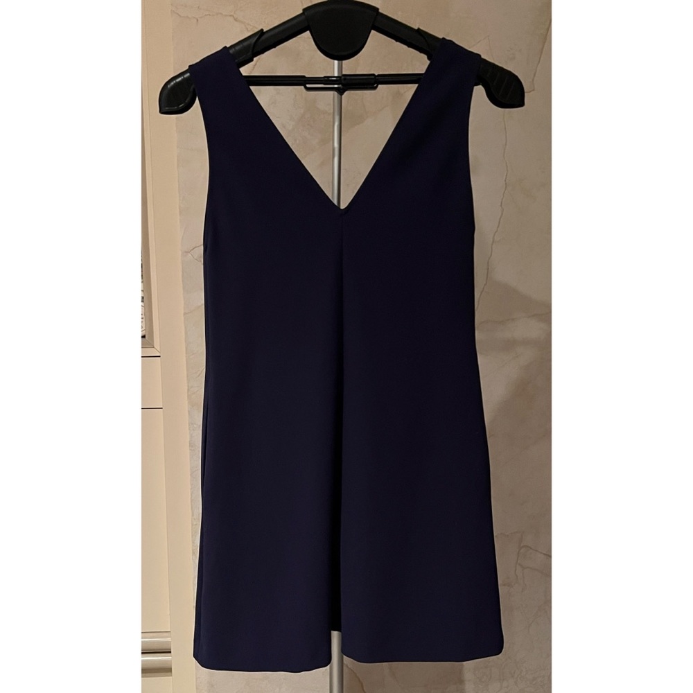 Theory Sleeveless V Neck Shift Dress - P/XS - Picture 4 of 10